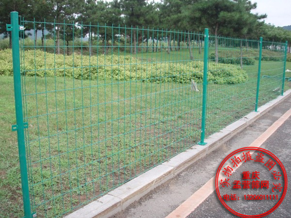 公路护栏网