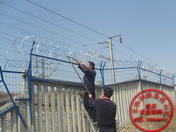 铁路护栏网